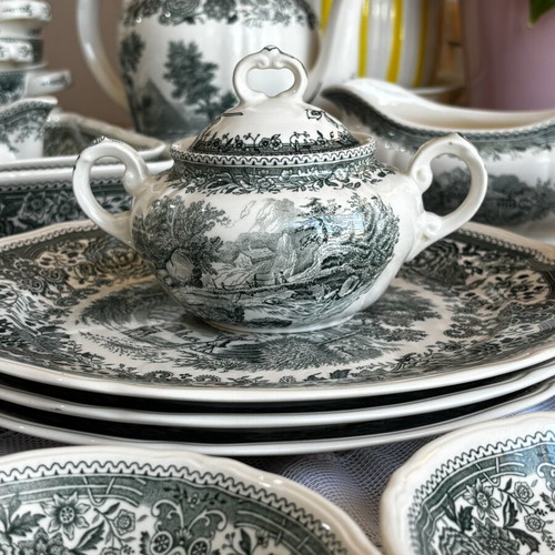 Villeroy&Boch Burgenland porcelain dinnerware set, green