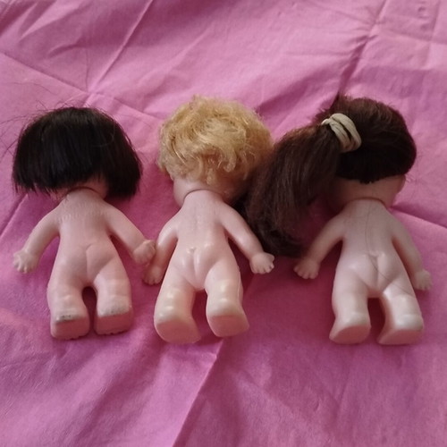 Vintage Pee-Wees pocket dolls set of 3, like new, 1960s