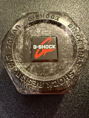 Casio G-Shock DW 5600E - 1VER metal box new