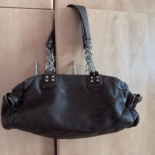 Medium shoulder bag like new with multiple external pockets