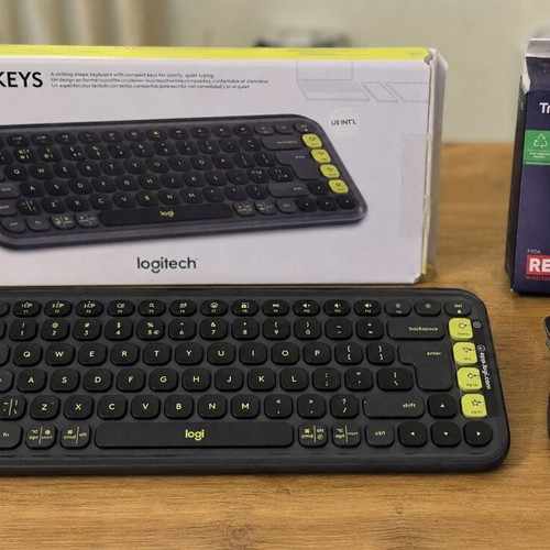 Logitech POP Icon Keys and Trust Fyda Wireless Mouse like new combo