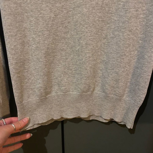 Zara knitwear like new, grey, size S with small sleeve defect