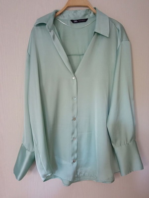 Zara Women's Shirt Mint Green Size L like new