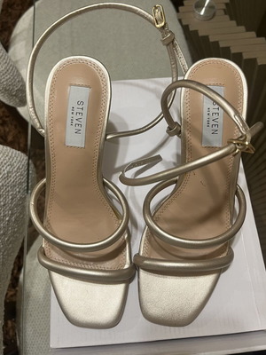 Steve Madden women's sandal, tan, size 38, 7cm heel