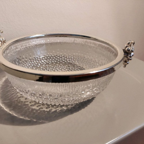 Vintage glass bowl with metal rim and grape handles in like new condition