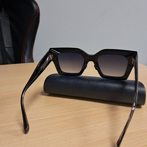 GigiStudios sunglasses like new, model kendall 6737/1, black