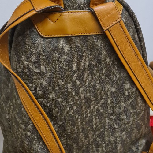Michael Kors backpack used, shoulder type