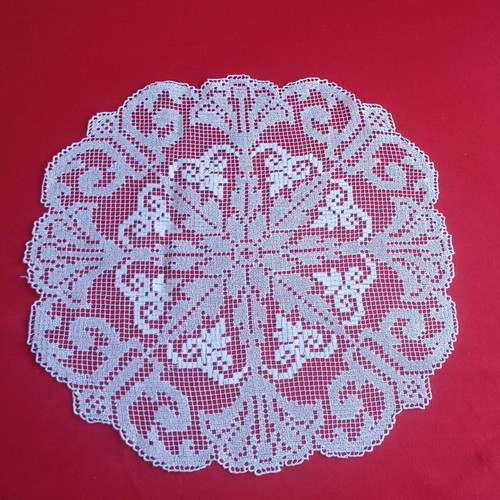 Round filet lace doily handmade vintage 1950 from Tinos