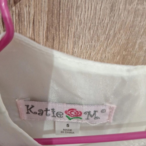Baby Rose dress for girl 5 years like new, white and red, with tulle and lining