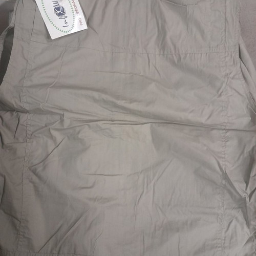 Work vest new, available sizes Medium and Large