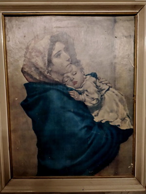 Framed woman with child 34×42