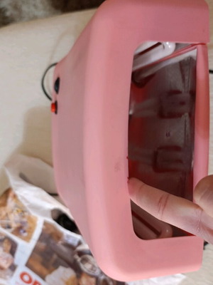 Nail lamp like new, pink nail dryer with bulbs