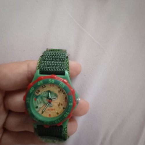 Children's wristwatch like new, green
