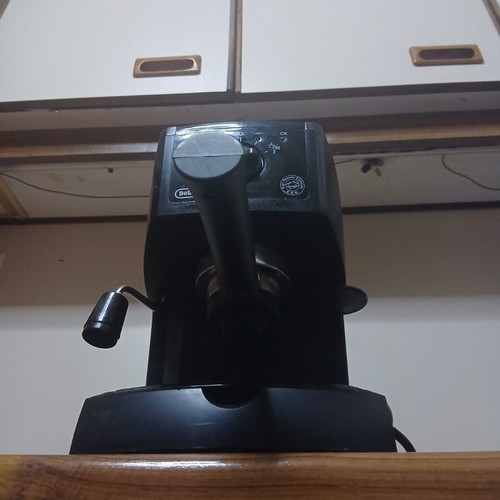 De Longi coffee maker used, lightly used