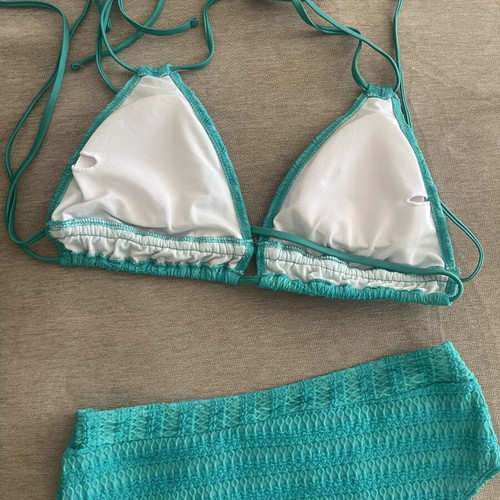 Turquoise textured bikini set size L new without tags