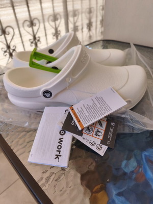 Crocs Work σανδάλια καινούργια, νούμερα 43/44, αντιολισθητικά, άσπρα