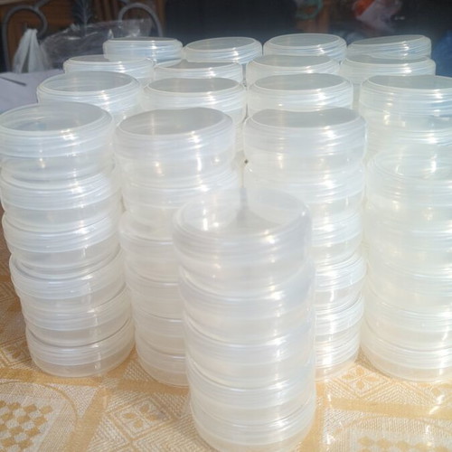 Plastic transparent jars 100ml new, pack of 100 made of polypropylene