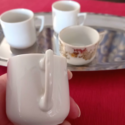 Vintage coffee cup set used, four cups with saucer