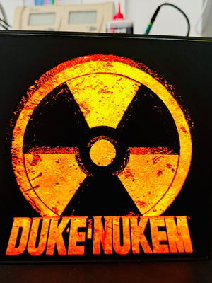 Duke Nukem lamp like new, USB with switch, 20x20cm