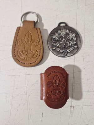 Scout memorabilia set of 3, like new