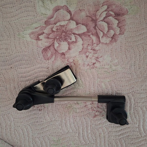 Stroller Umbrella Base like new with clip attachment