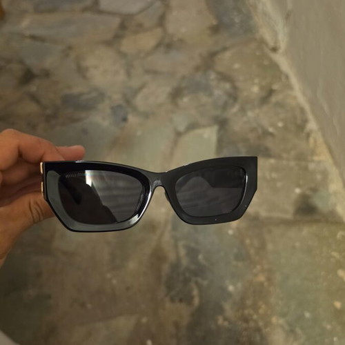 Miu Miu MU 09VS sunglasses new, black