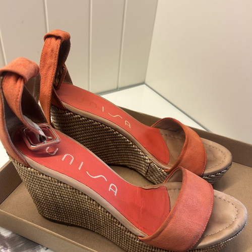 Unisa platform sandals used, size 40, orange