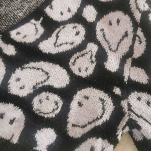 H&M Smiley Cropped Cardigan Size S Used, Black and Purple