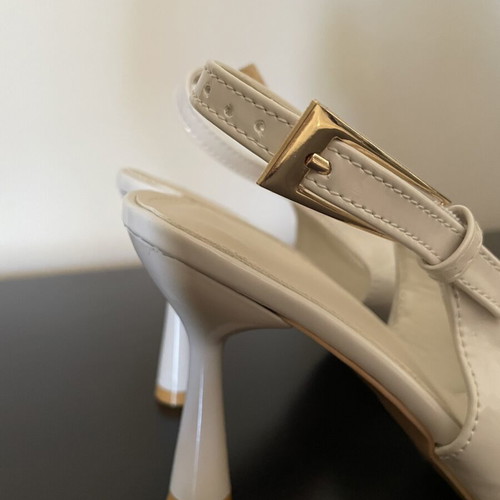 Beige patent leather slingback heels size 36, new