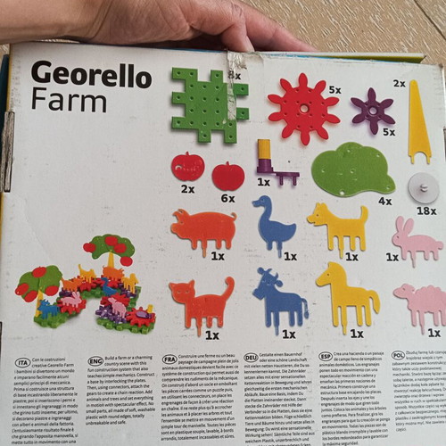 Quercetti Georello Farm construction toy like new, 111 pieces