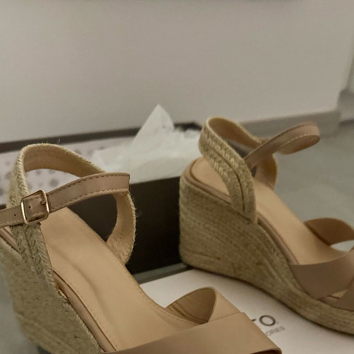 Migato women's platform shoes used, size 38, beige