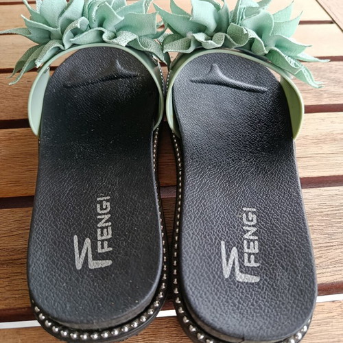 FENGI Women's Slides with Decorative Flower Size 38 New
