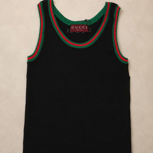 Gucci sleeveless knitted top black, like new, size L