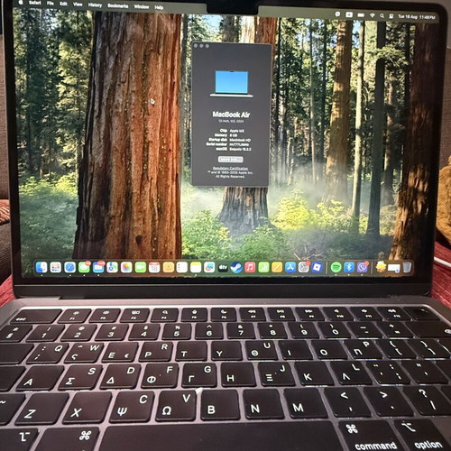 MacBook Air M3 13-inch 2024, 8GB RAM, like new