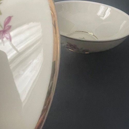 Vintage Winterling Marktleuthen porcelain covered bowl used, pink clematis and gold