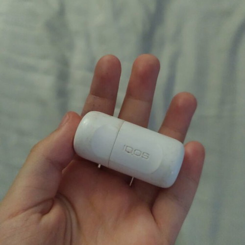 Iqos 3 Duo base like new with cleaner