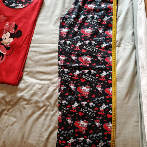 Minnie women's cotton pajamas new, size L, black and red