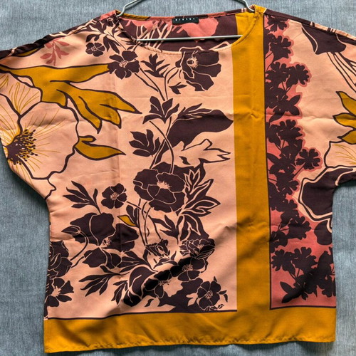 Sisley satin floral blouse like new, boxy fit, size S
