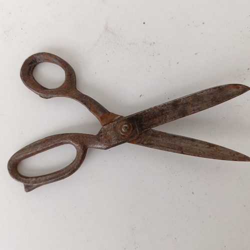 Tailor scissors used, vintage