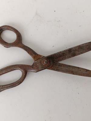 Tailor scissors used, vintage