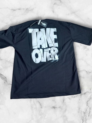 New black Drop Shoulder T-shirt size L with prints