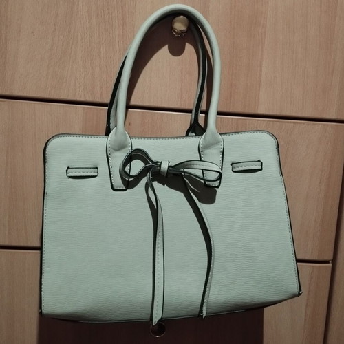 A To Z Greek shoulder bag new, pistachio color