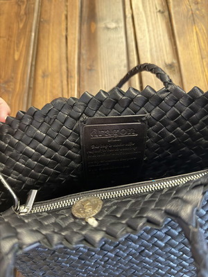 Dragon Diffusion black leather bag