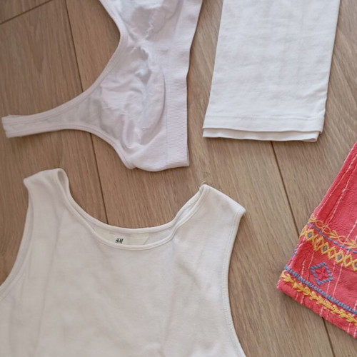 Girls' clothes set like new, sizes 134-140-146, H&M