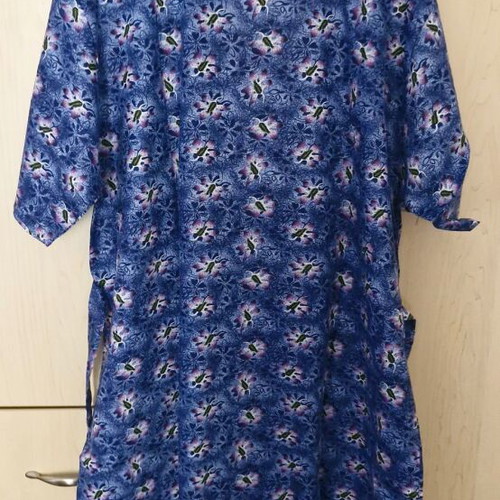 Robe dress new, unworn, size XXL