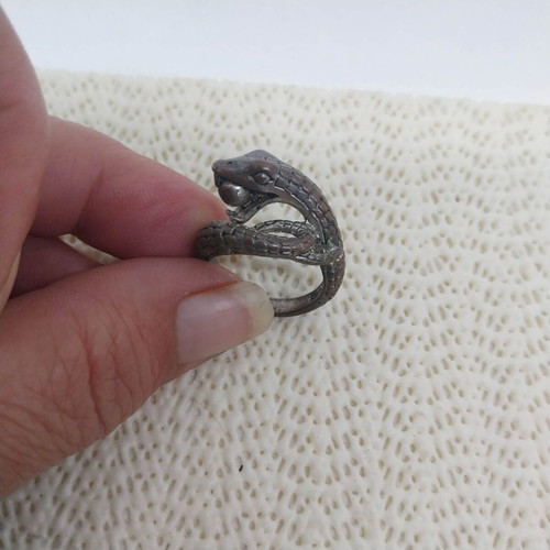Vintage snake ring, silver color, 17 mm inner diameter