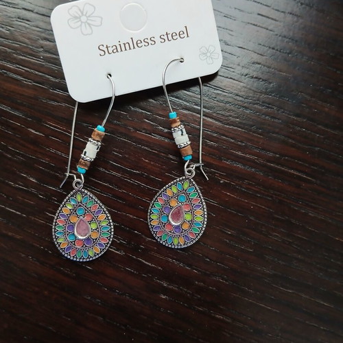 Stainless steel earrings with colorful beads