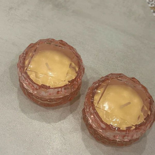Elegant Diamond Cut Glass candles like new, set of 2 scented