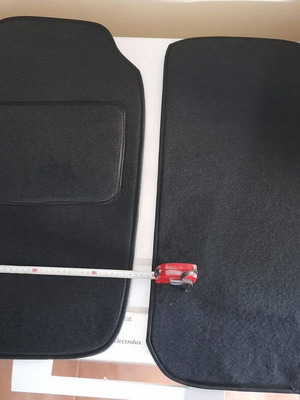 Car Floor Mats Universal Carpet Black Set of 4 New