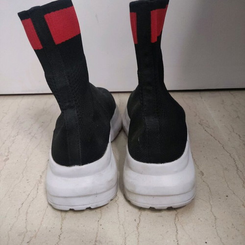 Athletic sock shoes like new, size 37, black and red